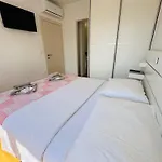 King With Private Parking 公寓 扎达尔