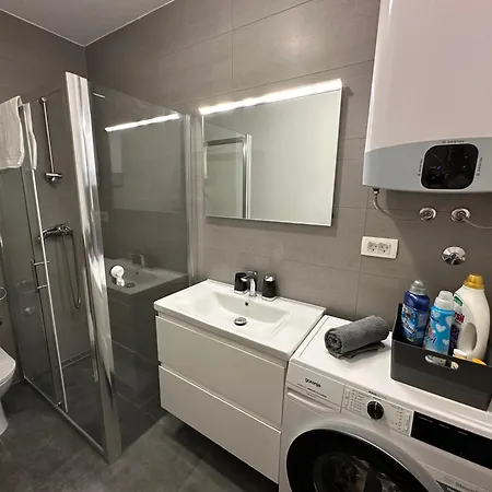 דירה King With Private Parking זאדאר