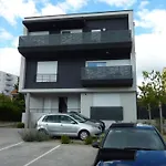 King With Private Parking Apartment Zadar