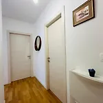 King With Private Parking * Zadar