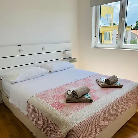 アパート King With Private Parking *