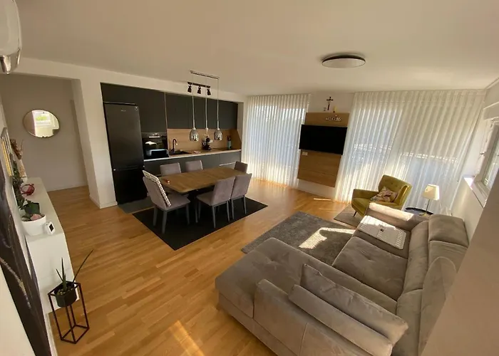 アパート King With Private Parking *